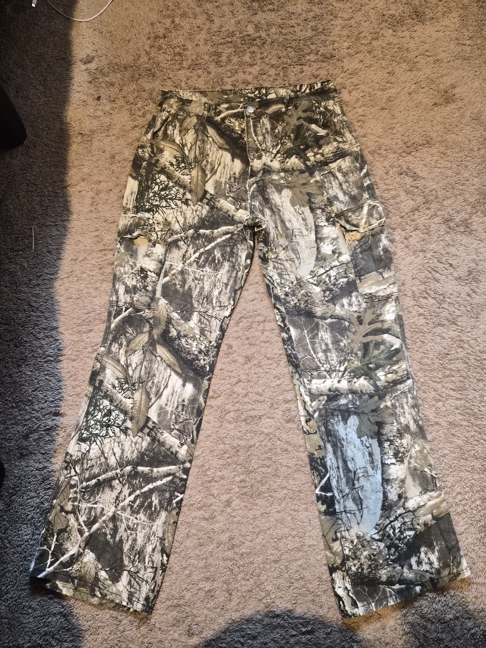 Camo Real Tree Print Straight Leg Women's Pants